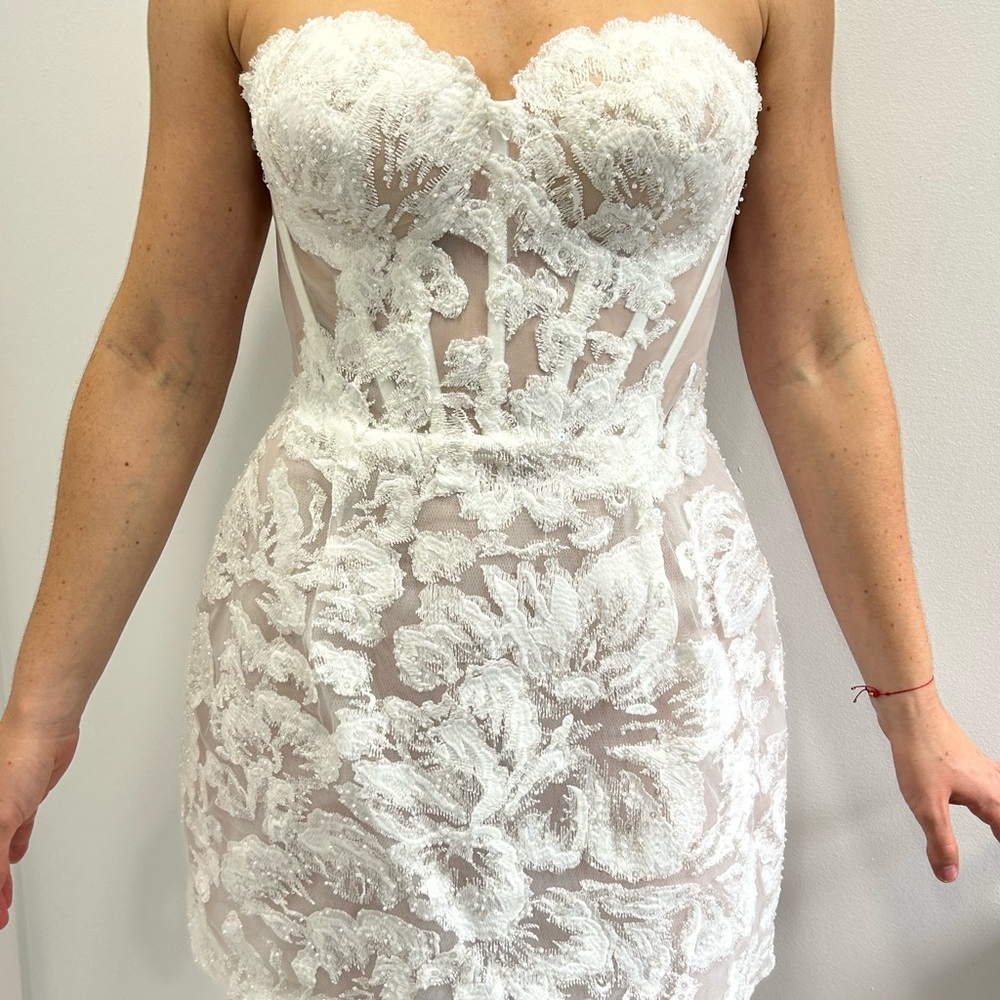 Elegant White Lace Mini Dress - Picture 3 of 6